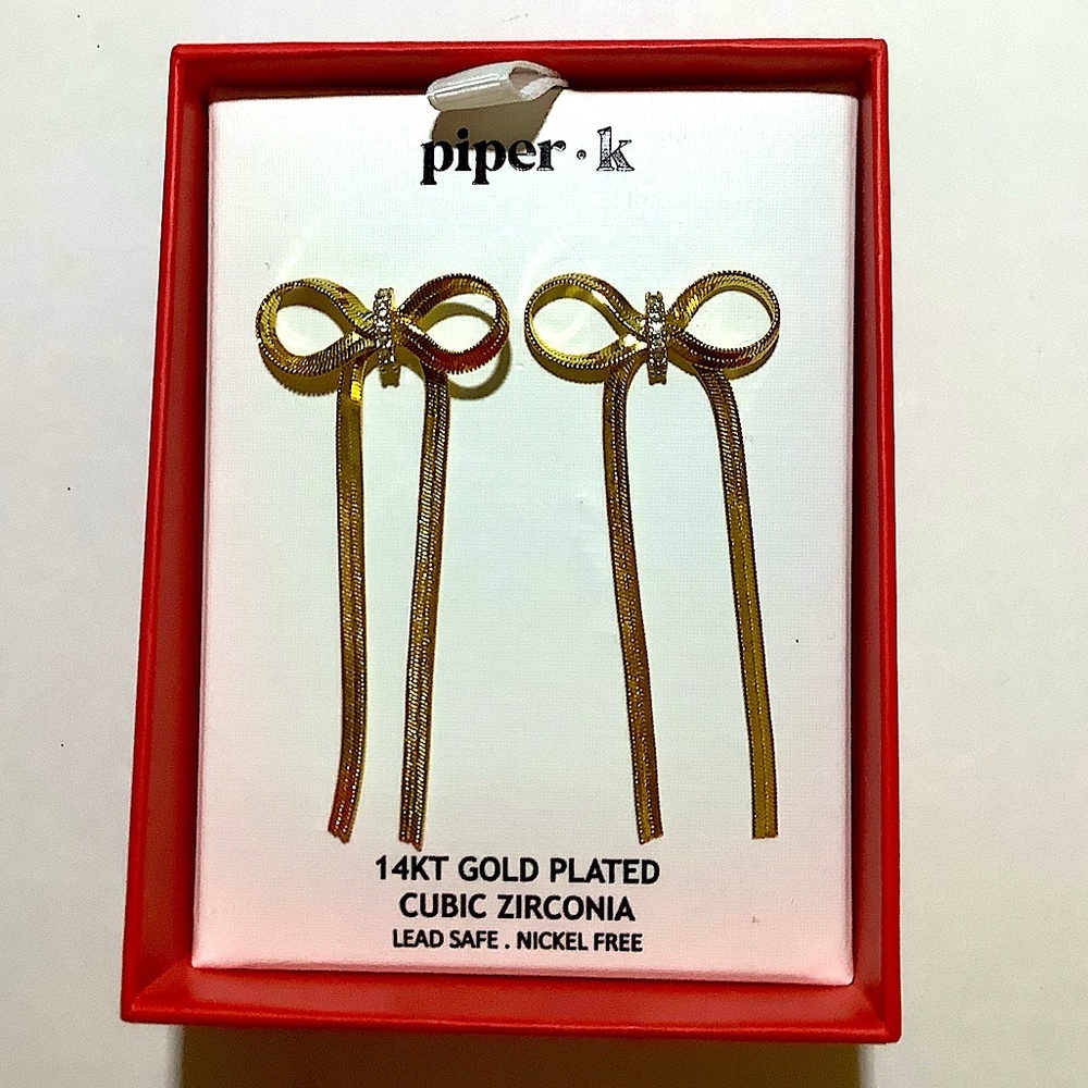 Piper K Gold Bow And Rhinestone Earrings New